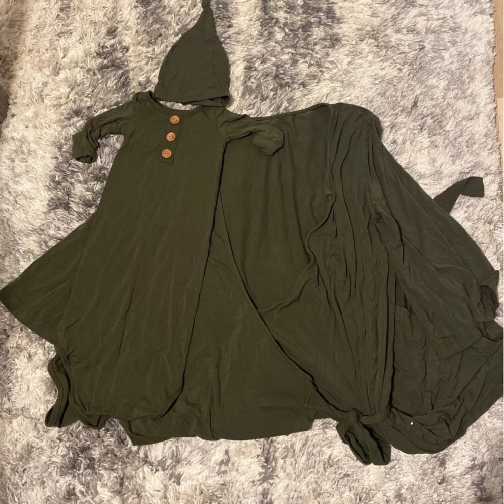 Caden Lane Matching Robe and Knot Gown